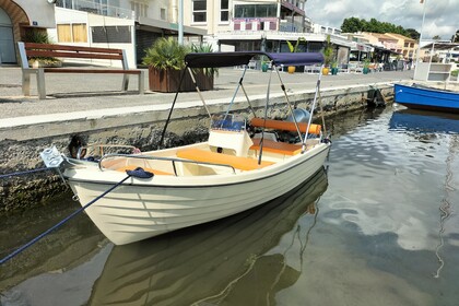 Rental Boat without license  Jaba Boot 420 Saint-Cyr-sur-Mer