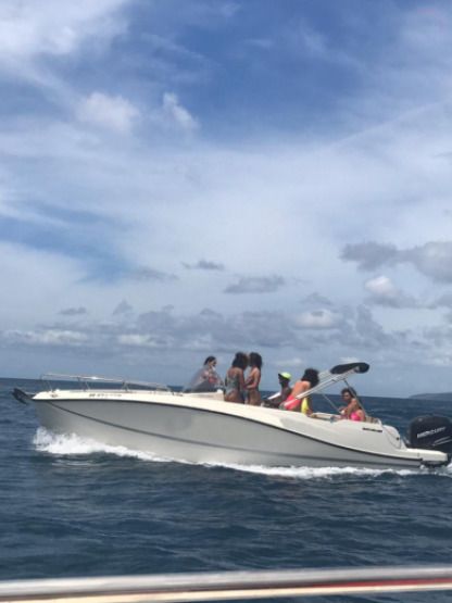 Location Bateau à moteur Quicksilver Activ Open 754 Fort-de-France
