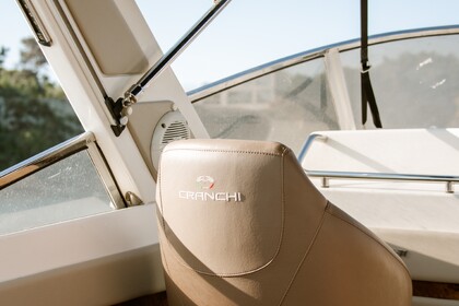 Miete Motorboot Cranchi Endurance 31 Zakynthos