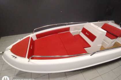 Private Boat-No drive Lincese