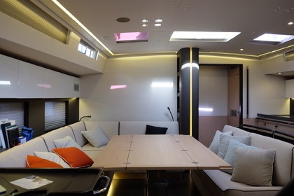 Miete Segelboot  Oceanis Yacht 62 Castiglioncello
