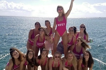 51' Sea Ray All Inclusive Charter