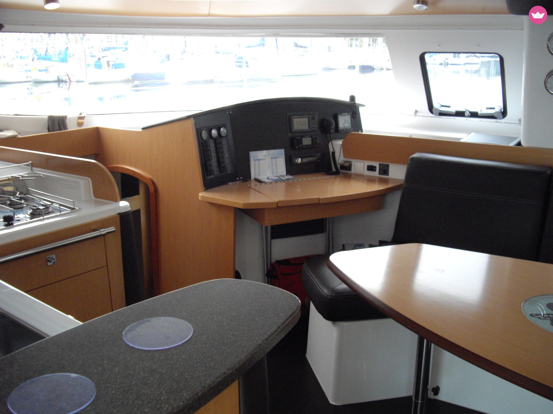 Catamaran FOUNTAINE PAJOT LIPARI 41 11.95m 8