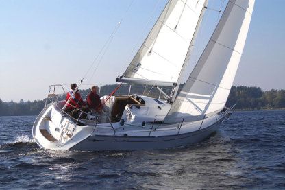 Charter Sailboat Delphia 29 Di Arzon