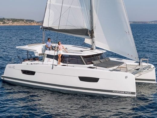 Charter Isla 40 Catamaran (2022) in Lefkada - Click&Boat