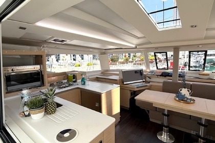 Location Catamaran Fountaine Pajot Fountaine Pajot Astrea 42 - 4 + 2 cab. Brač