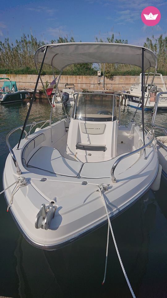 Charter Motorboat Ranieri Voyager 19 S Hyères