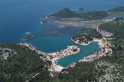 Lolivul 7.4 in Blaće,  near Plače and Opuzen