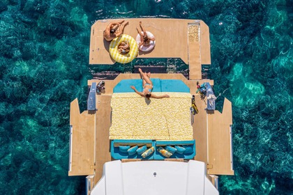 Hire Motorboat Fjord FJORD 490 XL Porto Cervo