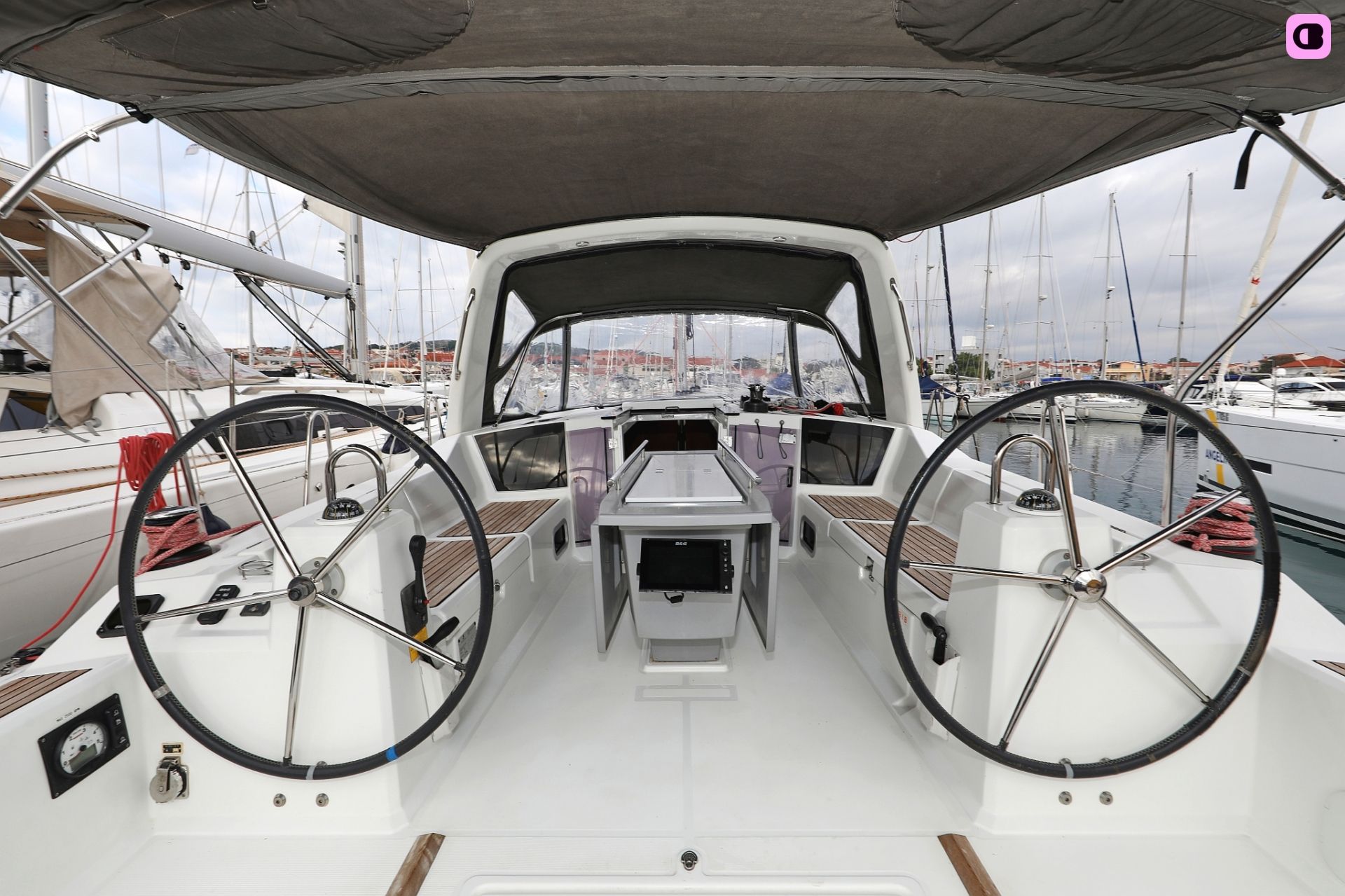 Voilier BENETEAU OCEANIS 41.1 12.43m 4