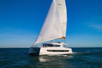 Hire Catamaran Catana Group Bali 4.4 - 4 + 1 cab. Dubrovnik