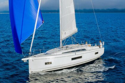 Hyra båt Segelbåt Bénéteau Oceanis 40.1 - 3 cab. Pozzuoli
