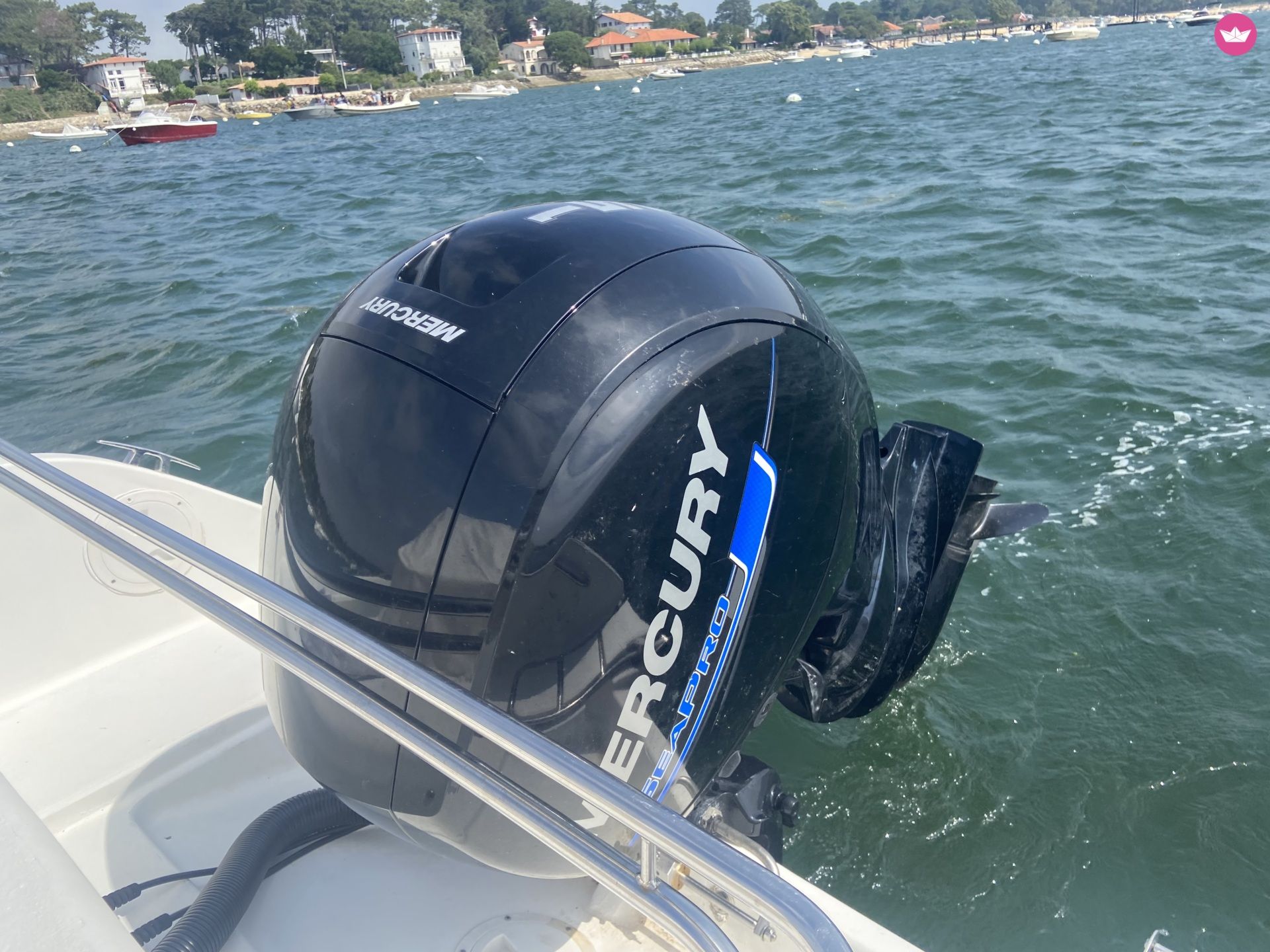 Bateau à moteur Jeanneau Cap Camarat 675 5