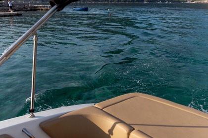 Rent a Boat - 2021 Sea Ray SPX 210