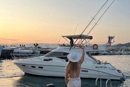 Location Bateau à moteur Sealine F42/5 Villeneuve-Loubet