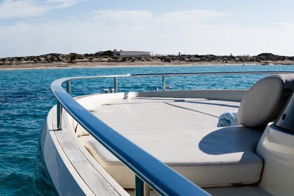 Verhuur Motorboot Invictus 280GT Santa Eulalia del Río