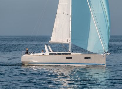 Charter Sailboat Beneteau Oceanis 38 Portorosa