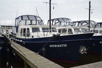 Verhuur Woonboot Kotterjacht 12.2 GL Woudsend