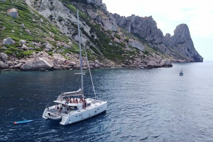Hire Catamaran Lagoon Lagoon 400 Ibiza