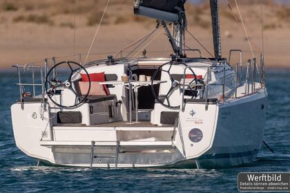 Hire Sailboat Jeanneau Sun Odyssey 380 Pula