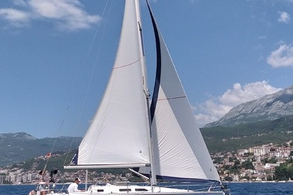 Miete Segelboot ELAN 333 Herceg Novi
