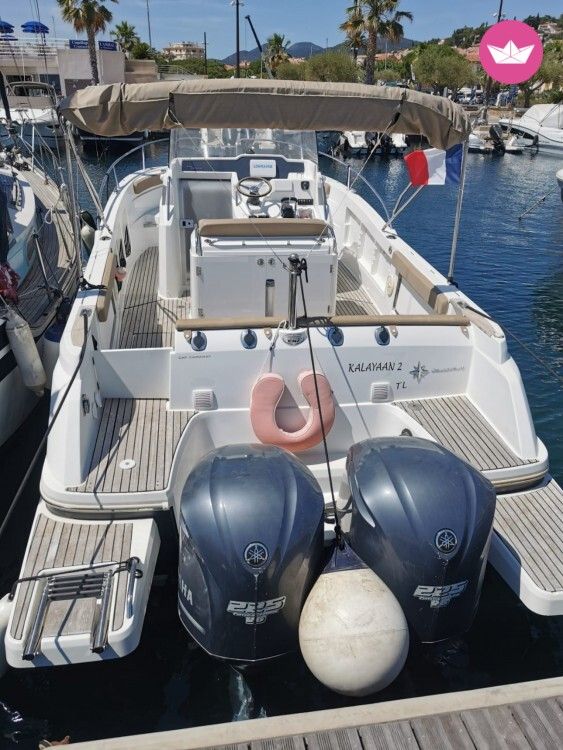 Bateau à moteur Jeanneau Cap Camarat 450cv 8