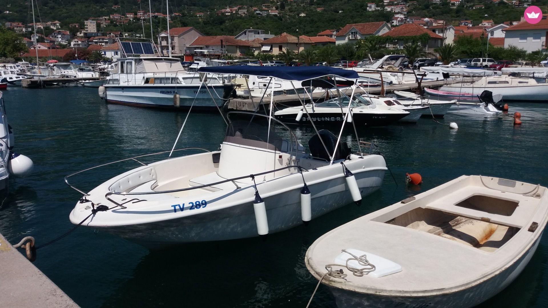 Charter Motorboat Saver Open 580 Tivat