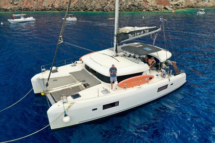 Charter Catamaran Lagoon Lagoon 42 Mykonos