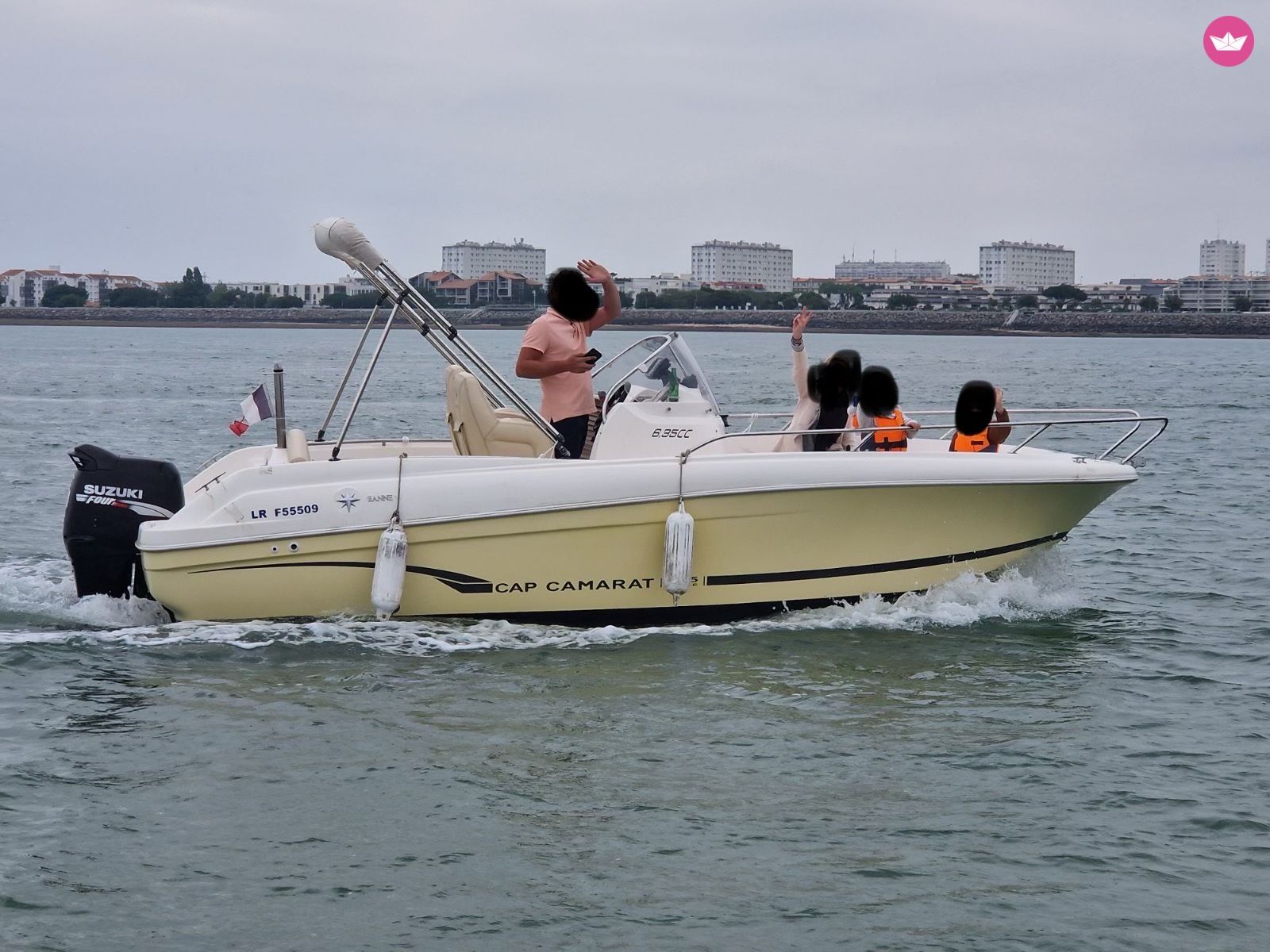Bateau à moteur Jeanneau Cap Camarat 140cv