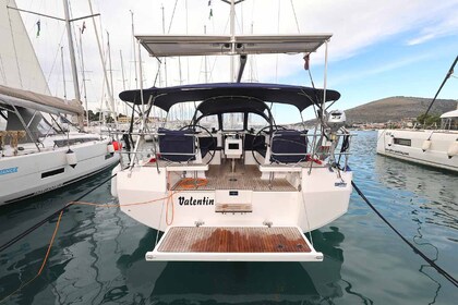 Ενοικίαση Ιστιοπλοϊκό σκάφος Bavaria Yachtbau Bavaria C42 Τρογκίρ