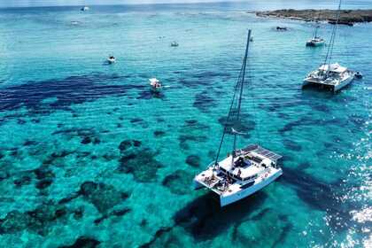 Charter Catamaran Lagoon 450 Valencia