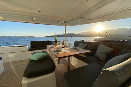 Location Catamaran Fountaine Pajot elba 45 Porto-Vecchio