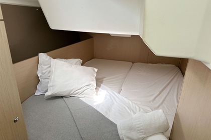 Beneteau Oceanis 38.1 VITA