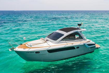 Rental Motorboat Bavaria 35 Cartagena