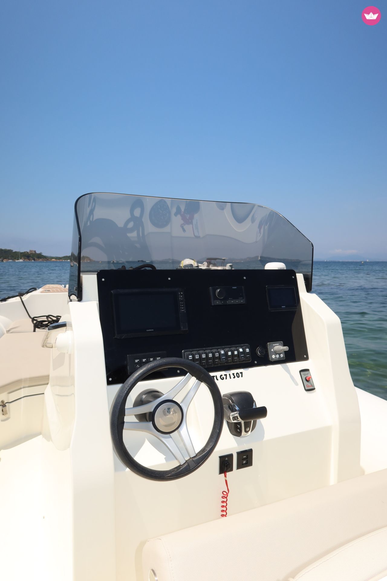 Semi-rigide Capelli Tempest 900 450cv 8