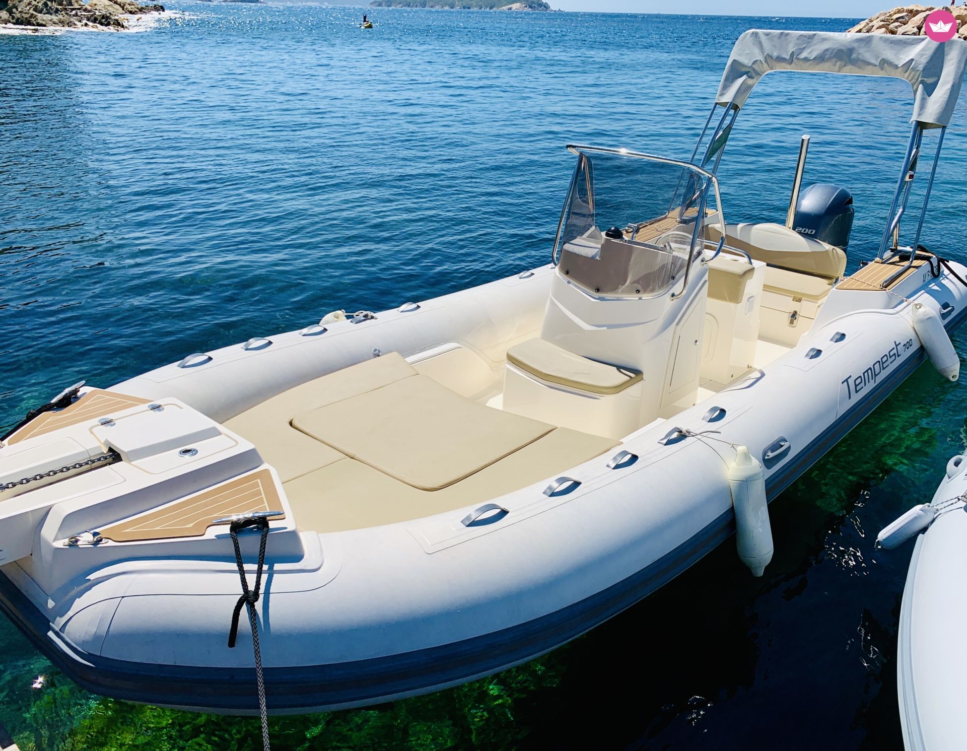 Louer Capelli Capelli Tempest 700