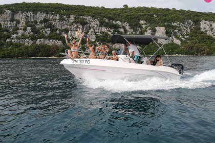 Location Bateau à moteur Blueline 19 Općina Poreč