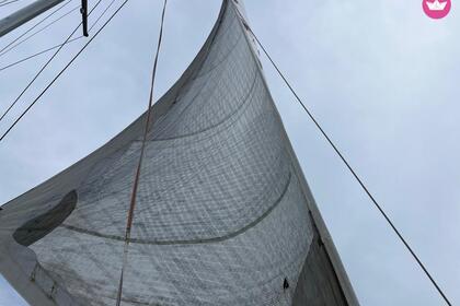 Lagoon 560 à Hyères