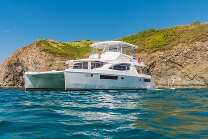 Hire Motor yacht Robertson and Caine Leopard Power Yacht Playa Flamingo