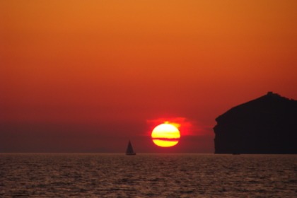 Captain Leo - Private Half-Day Cruises around Santorini