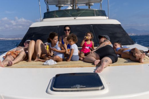 Аликанте Motor Yacht Astondoa Astondoa 72 alt tag text