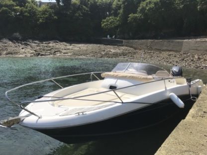 Charter Motorboat Jeanneau  Cap Camarat 755 Wa Dinard