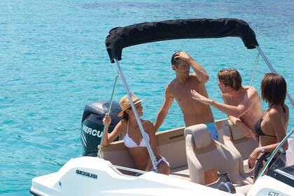 Charter Motorboat Quicksilver quicksilver 675 Sundeck Medulin