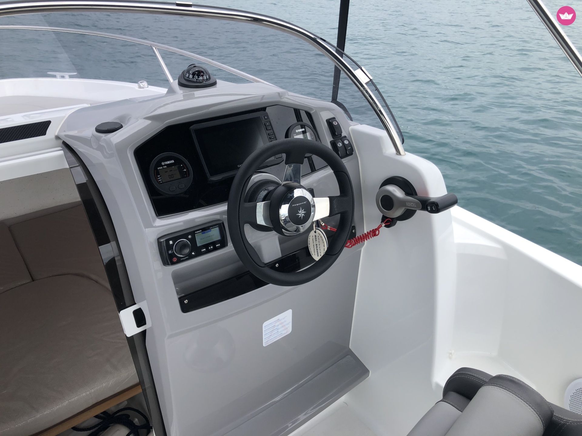 Charter Motorboat Jeanneau Cap Camarat 5.5 Wa Ibiza