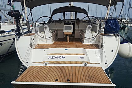 Charter Sailboat BAVARIA CRUISER 46 Marina Novi