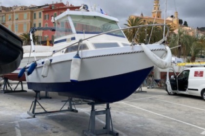 Charter Motorboat Rocca Zephir 540 Beausoleil