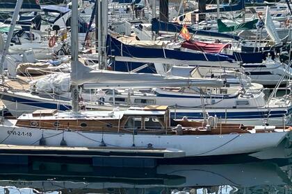 Alquiler Velero Camper & Nicholson 38 Vigo