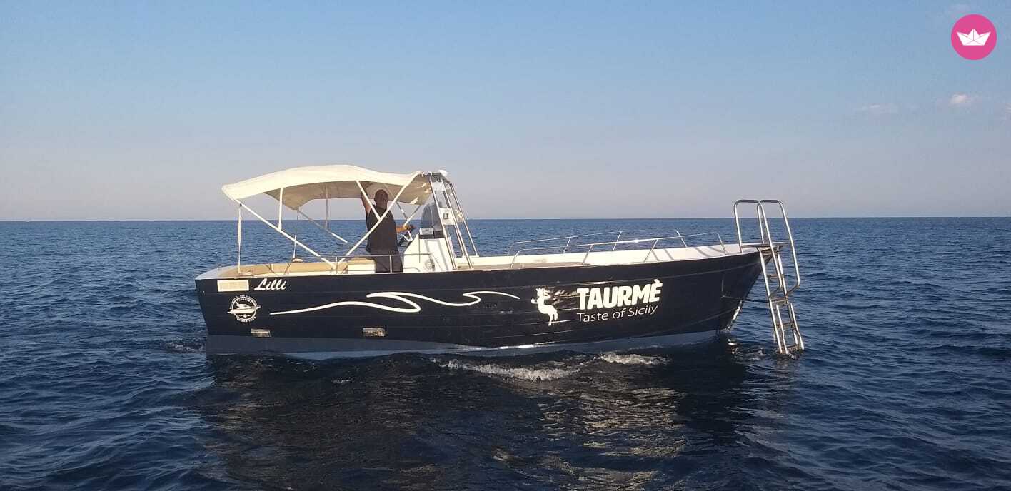 Bateau à moteur di luccia Lancia 135cv