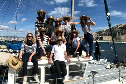 Charter Catamaran Fairways Marine CATFISHER Marseille