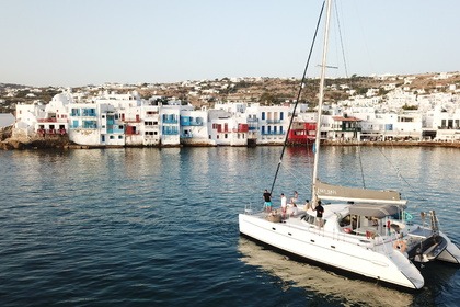 Rental Catamaran Fountaine Pajot Belize 43 Mykonos